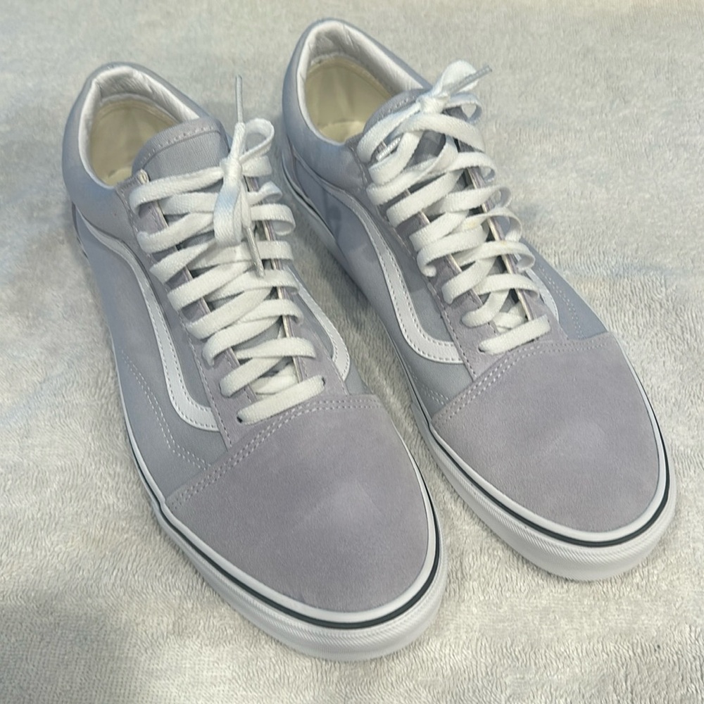 Men’s Vans size 11.5 Brand new